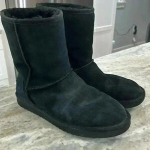 Koolaburra By UGG 1017090 Black Classic Short Winter Boots Women’s 9